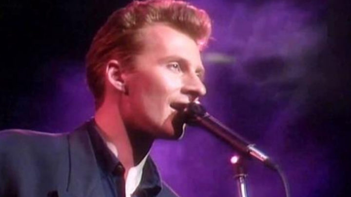«Wonderful Life» — мировой хит 1988 года в живом исполнении (Видео)
